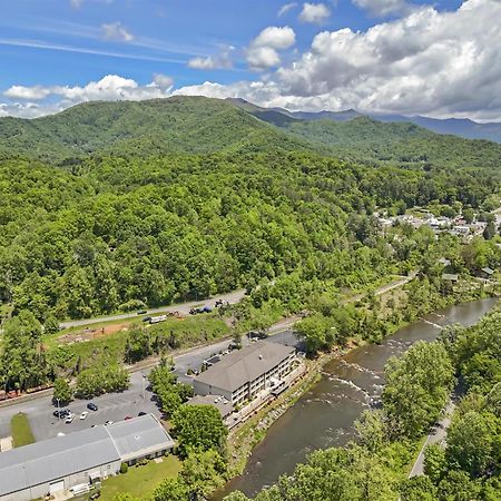 Best Western Plus River Escape Sylva / Dillsboro Buitenkant foto