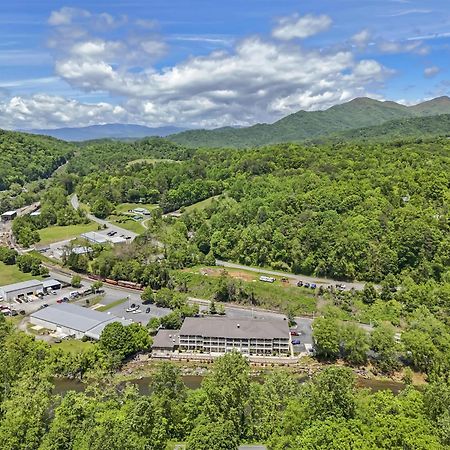 Best Western Plus River Escape Sylva / Dillsboro Buitenkant foto