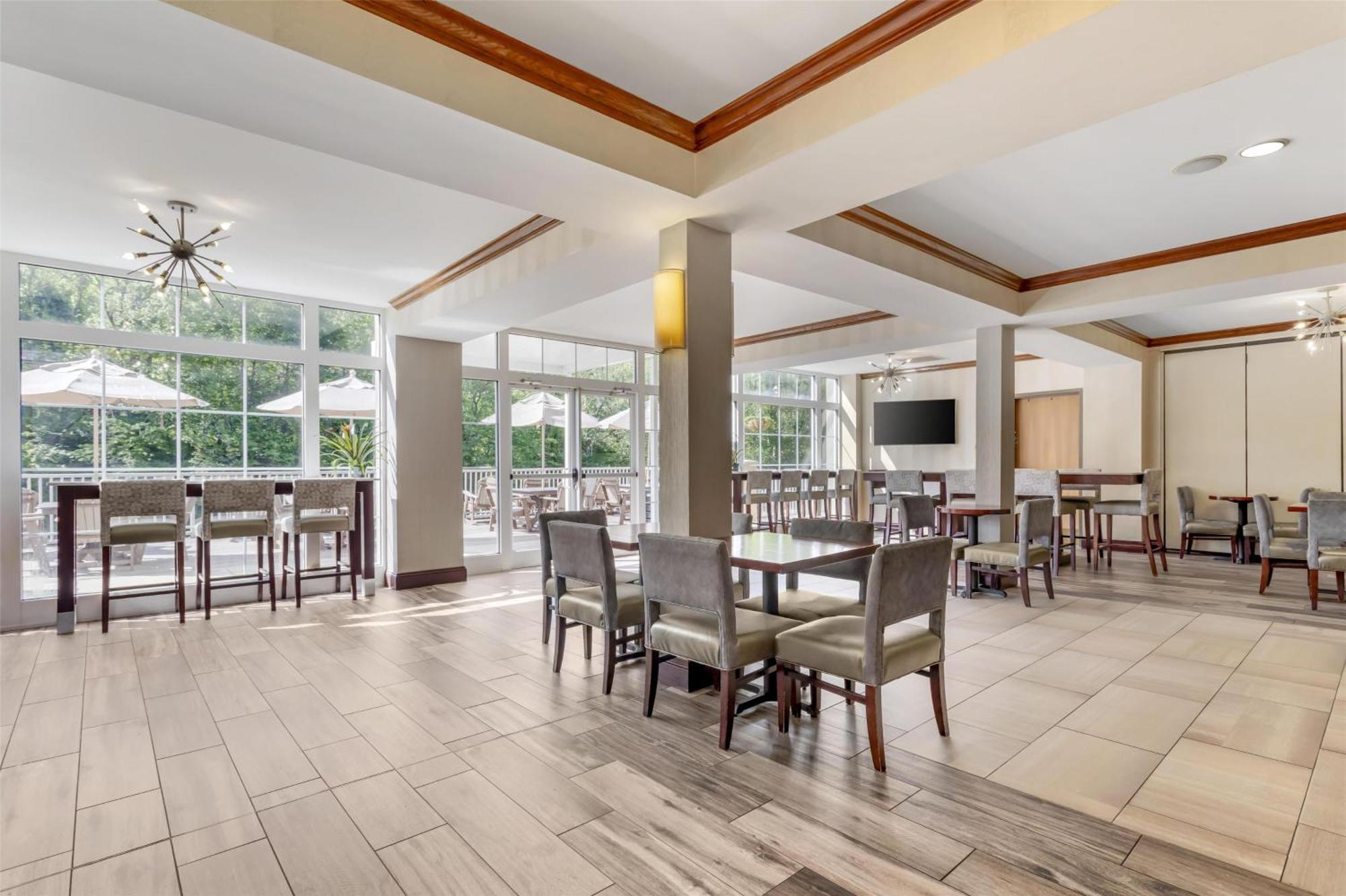 Best Western Plus River Escape Sylva / Dillsboro Buitenkant foto