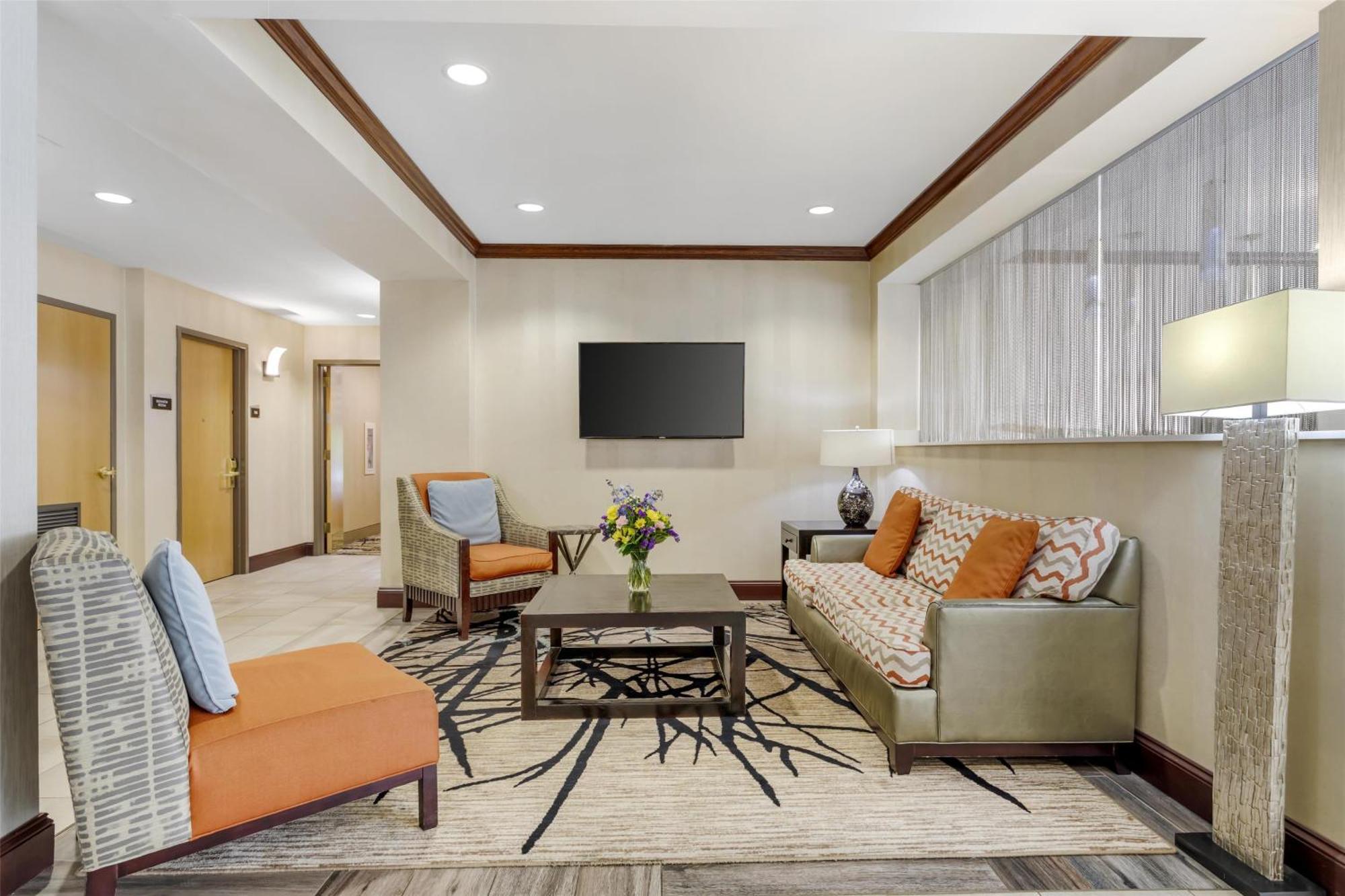 Best Western Plus River Escape Sylva / Dillsboro Buitenkant foto